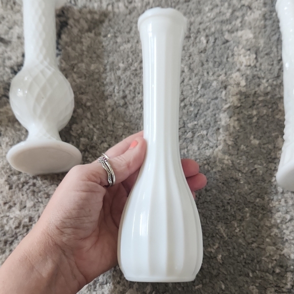 Vintage Milk Glass Vases - Picture 7 of 14